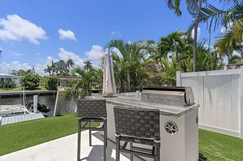160 SE 12th Court Pompano Beach FL 33060