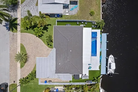 160 SE 12th Court Pompano Beach FL 33060