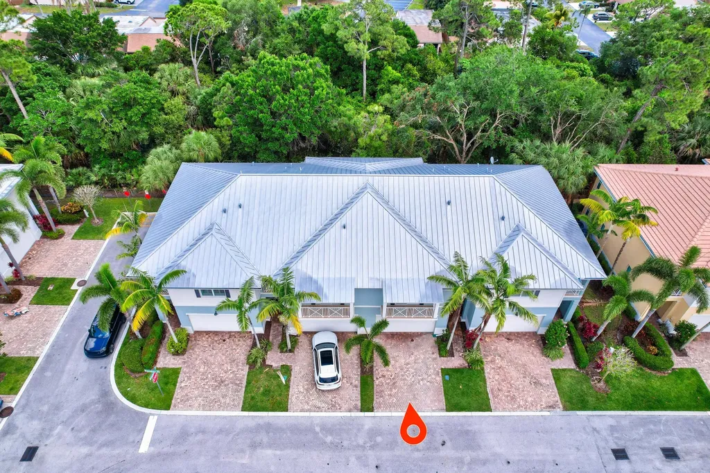1136 Piccadilly Street Palm Beach Gardens FL 33418