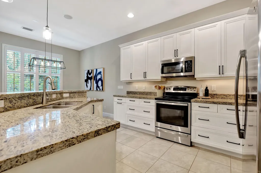 1136 Piccadilly Street Palm Beach Gardens FL 33418