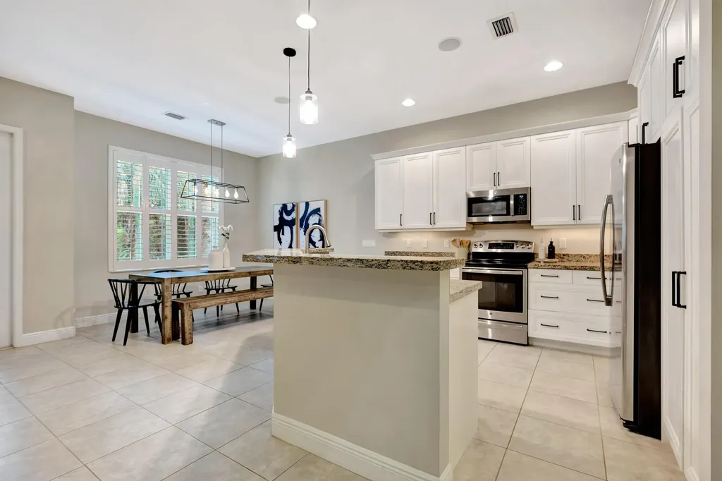 1136 Piccadilly Street Palm Beach Gardens FL 33418