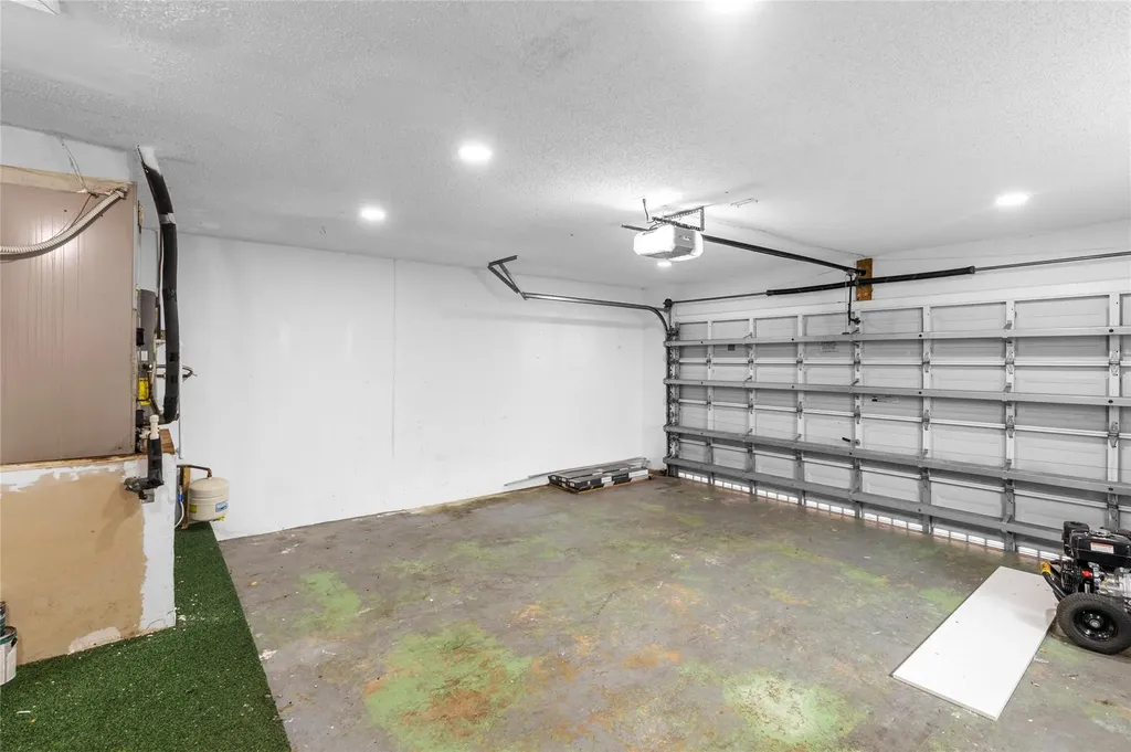 4112 NW 78th Lane Coral Springs FL 33065