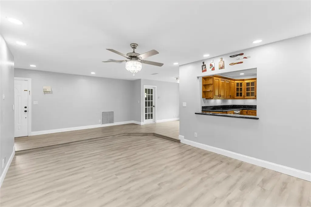 4112 NW 78th Lane Coral Springs FL 33065