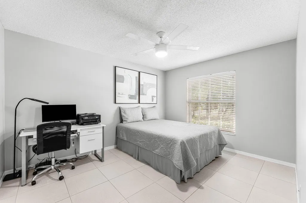 9463 Swansea Lane West Palm Beach FL 33411