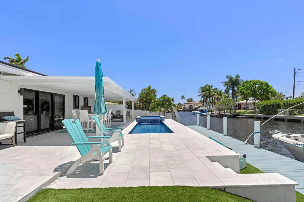 160 SE 12th Court Pompano Beach FL 33060