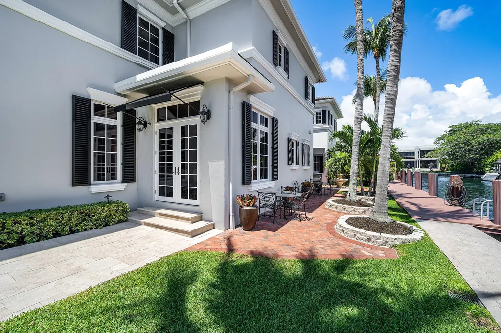 7350 NE 8th Drive Boca Raton FL 33487