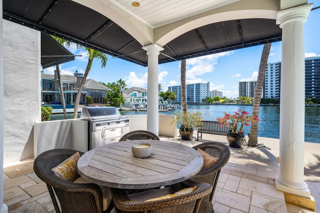 7350 NE 8th Drive Boca Raton FL 33487