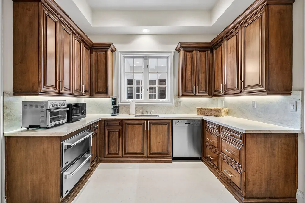 7350 NE 8th Drive Boca Raton FL 33487