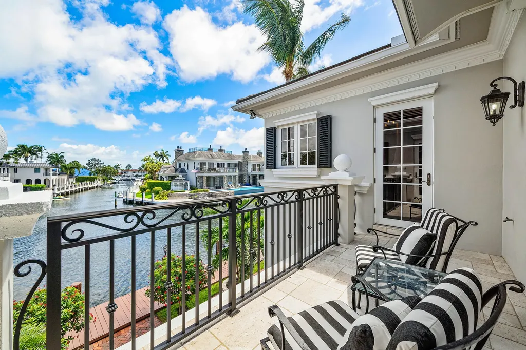 7350 NE 8th Drive Boca Raton FL 33487