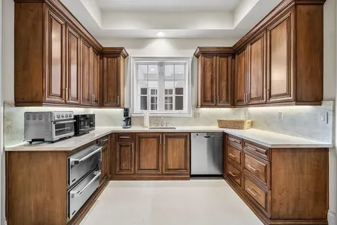 7350 NE 8th Drive Boca Raton FL 33487