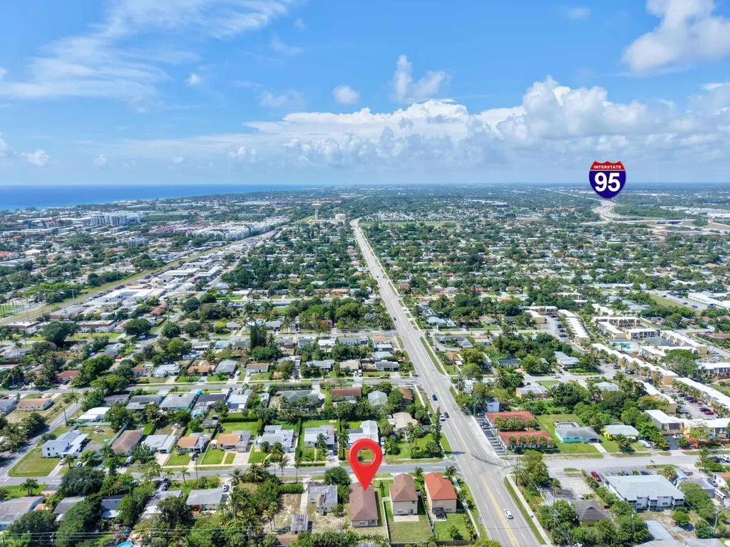 113 SE 3rd Avenue Boynton Beach FL 33435