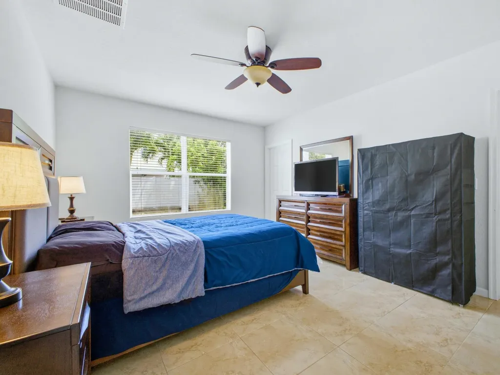 113 SE 3rd Avenue Boynton Beach FL 33435