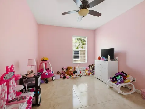 113 SE 3rd Avenue Boynton Beach FL 33435