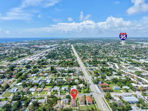 113 SE 3rd Avenue Boynton Beach FL 33435