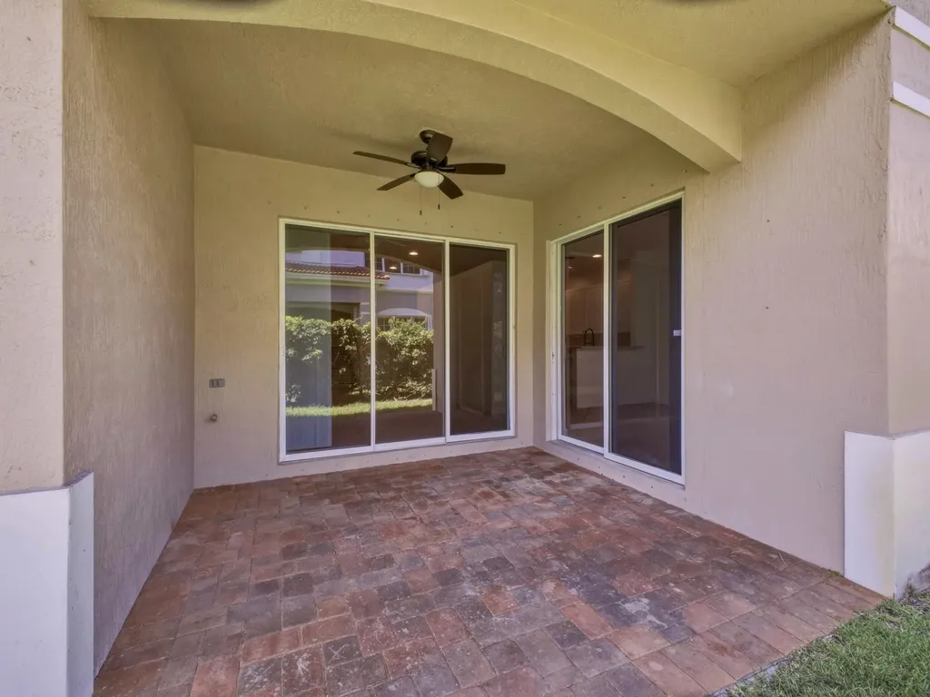 119 Lancaster Road Boynton Beach FL 33426