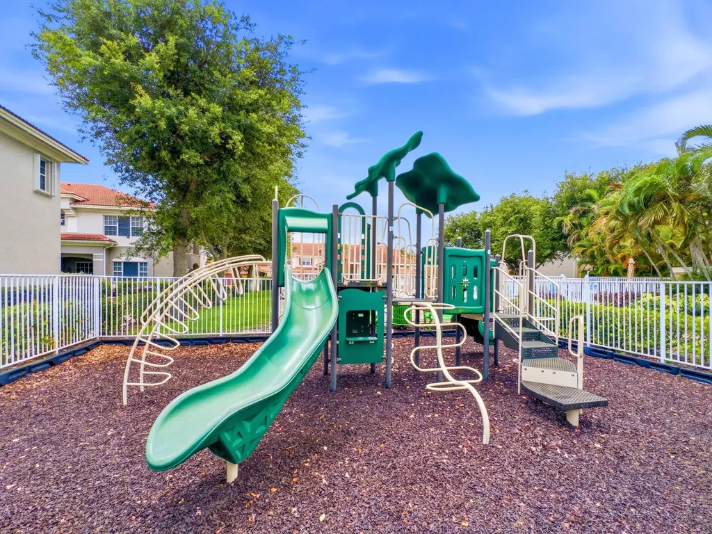 119 Lancaster Road Boynton Beach FL 33426
