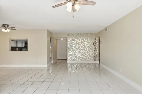3242 Perimeter Drive Greenacres FL 33467