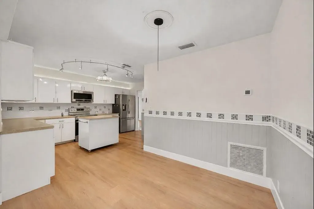 1480 SW 66th Terrace Plantation FL 33317