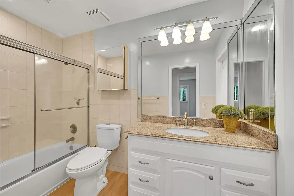 1480 SW 66th Terrace Plantation FL 33317