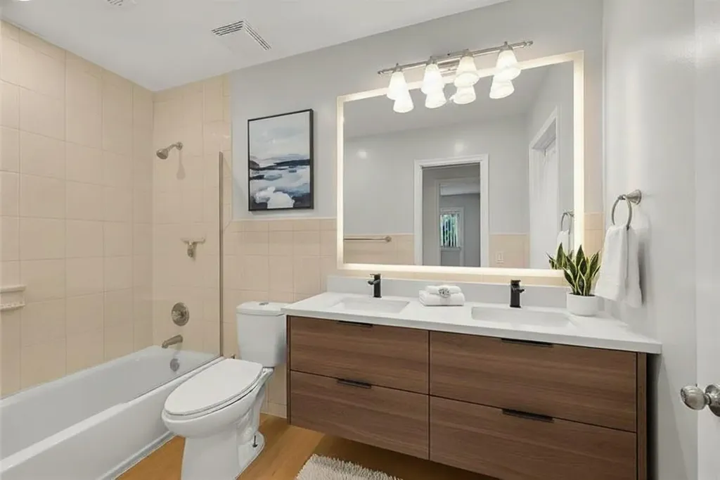 1480 SW 66th Terrace Plantation FL 33317