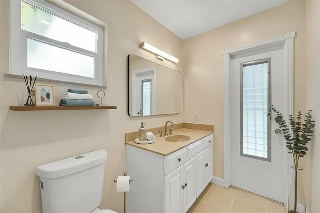 1480 SW 66th Terrace Plantation FL 33317