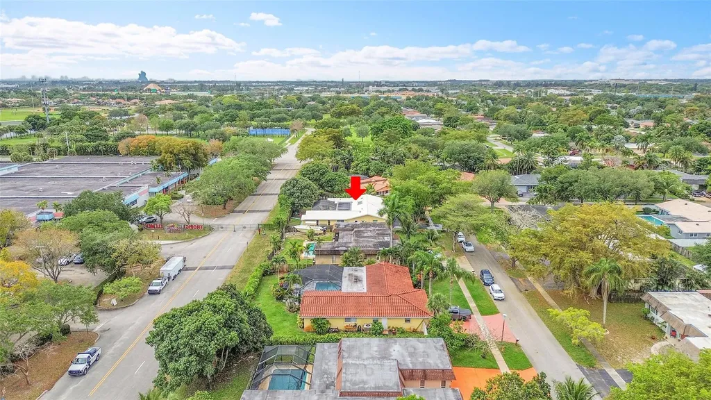 1480 SW 66th Terrace Plantation FL 33317
