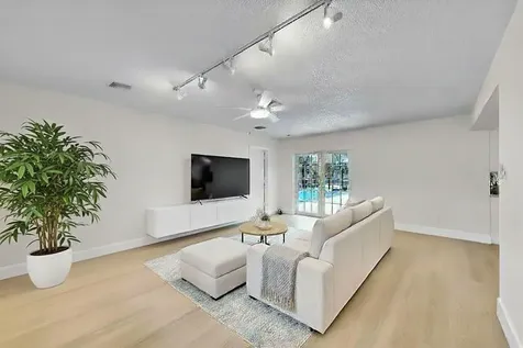 1480 SW 66th Terrace Plantation FL 33317