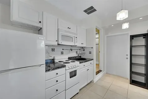 1480 SW 66th Terrace Plantation FL 33317