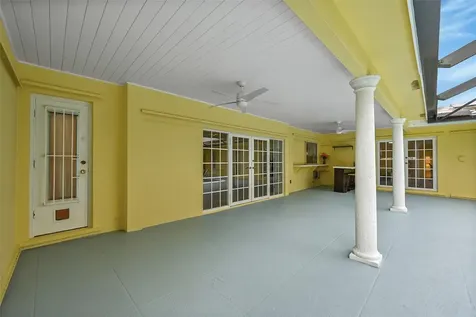 1480 SW 66th Terrace Plantation FL 33317