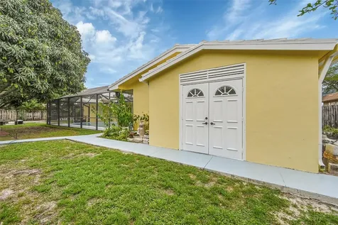 1480 SW 66th Terrace Plantation FL 33317