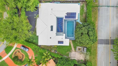 1480 SW 66th Terrace Plantation FL 33317