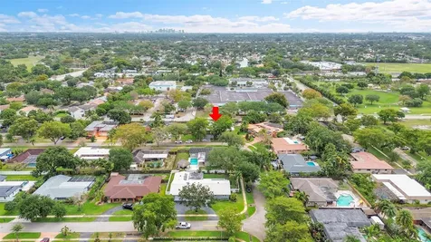1480 SW 66th Terrace Plantation FL 33317