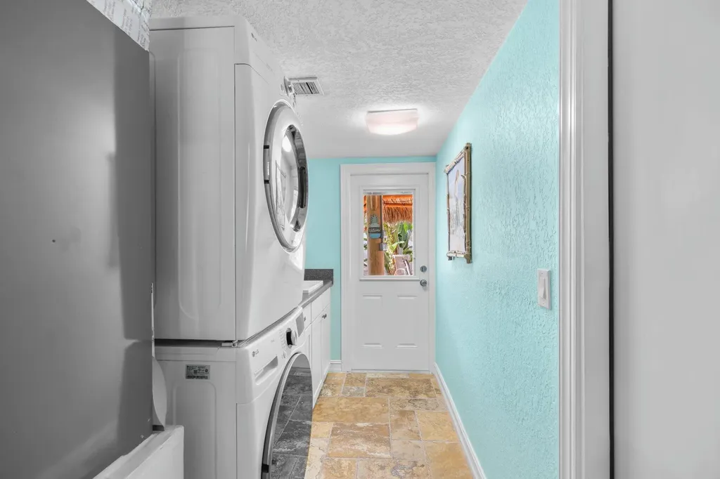 1082 SW 3rd Street Boca Raton FL 33486