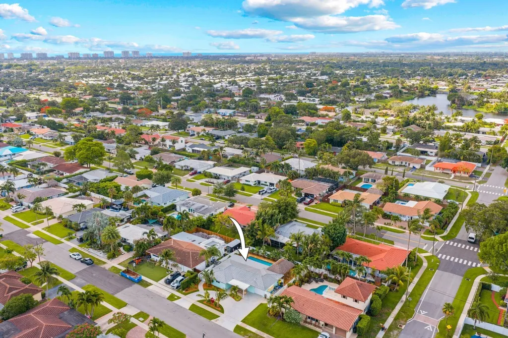 1082 SW 3rd Street Boca Raton FL 33486