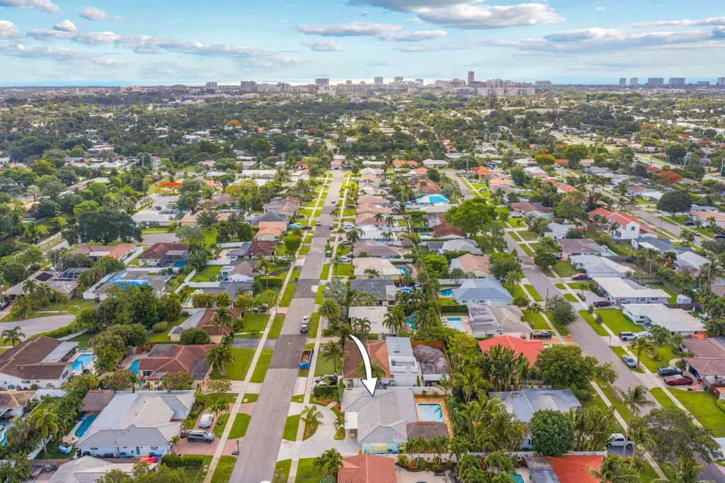 1082 SW 3rd Street Boca Raton FL 33486