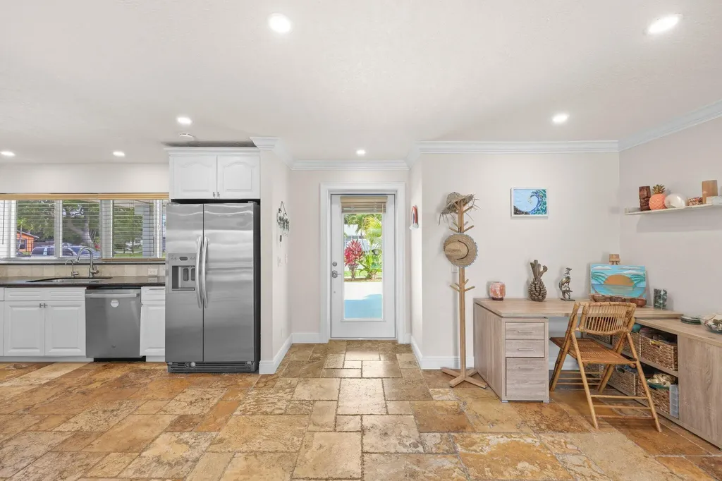 1082 SW 3rd Street Boca Raton FL 33486