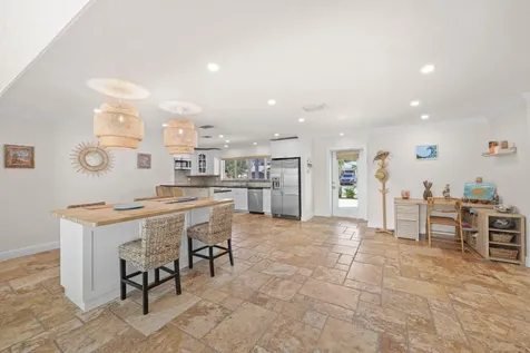 1082 SW 3rd Street Boca Raton FL 33486