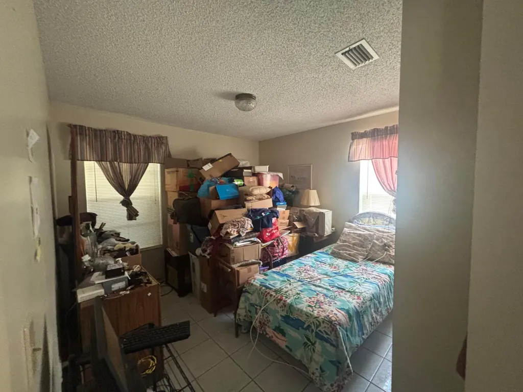 10501 NW 35th Place Miami FL 33147
