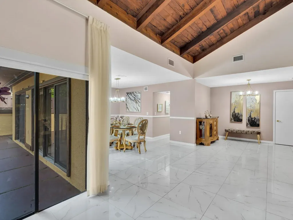 20331 NE 10th Court Miami FL 33179