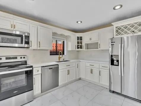 20331 NE 10th Court Miami FL 33179