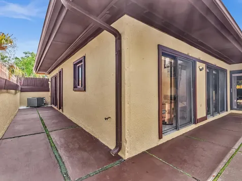 20331 NE 10th Court Miami FL 33179