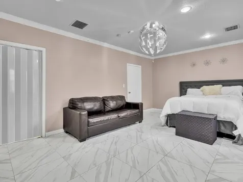 20331 NE 10th Court Miami FL 33179