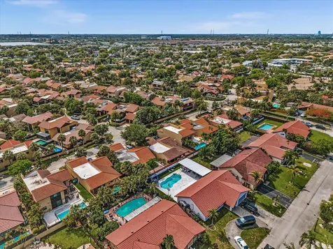20331 NE 10th Court Miami FL 33179