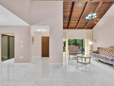 20331 NE 10th Court Miami FL 33179