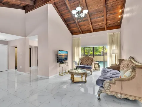 20331 NE 10th Court Miami FL 33179