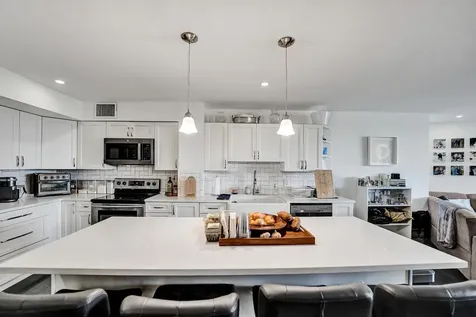 3800 N Hills Drive Hollywood FL 33021