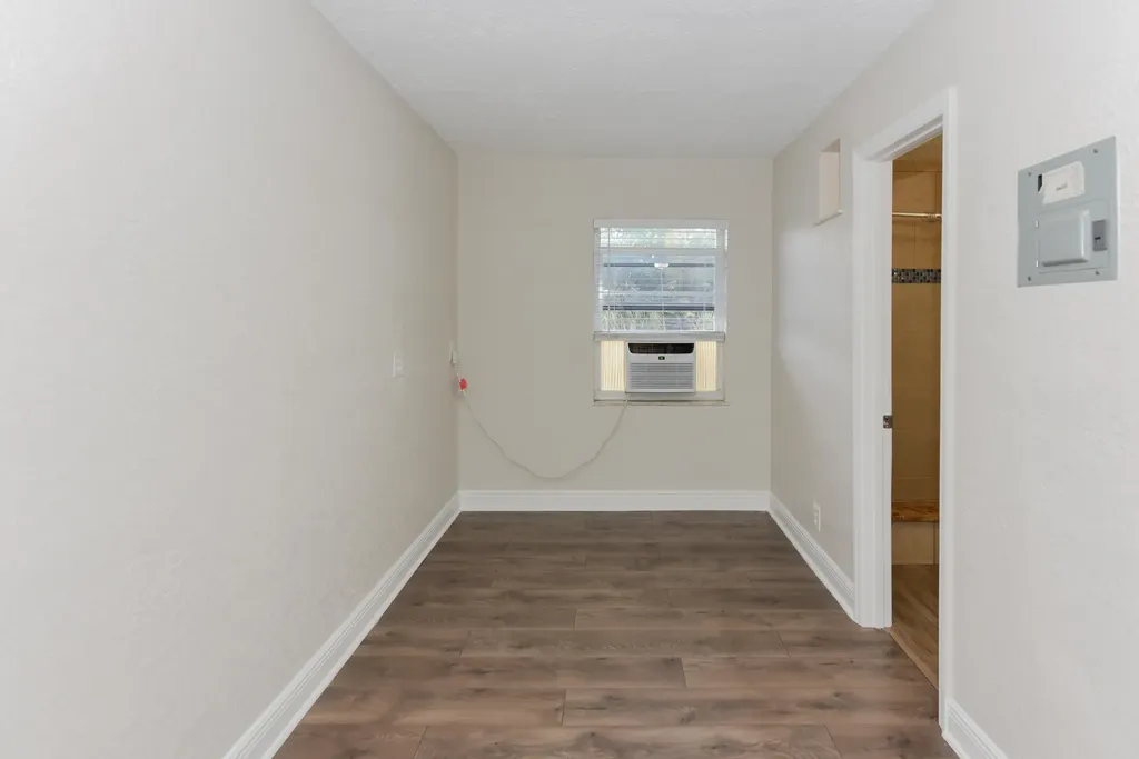 605 N Federal Highway Lake Worth Beach FL 33460