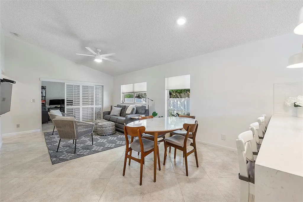 8230 Springtree Road Boca Raton FL 33496