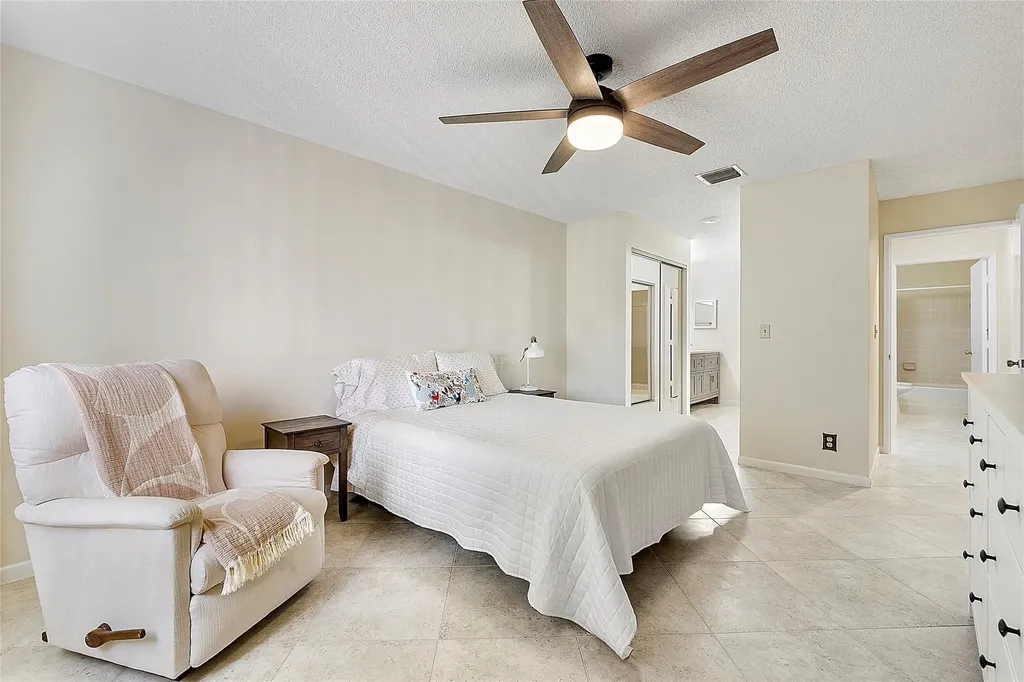 8230 Springtree Road Boca Raton FL 33496