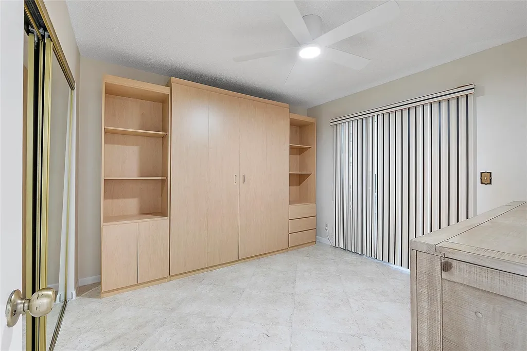 8230 Springtree Road Boca Raton FL 33496